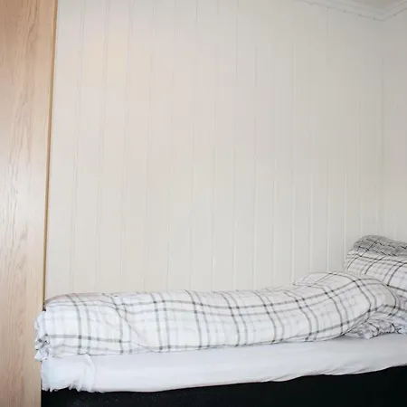 Four Bedroom Holiday In Husnes Rosendal